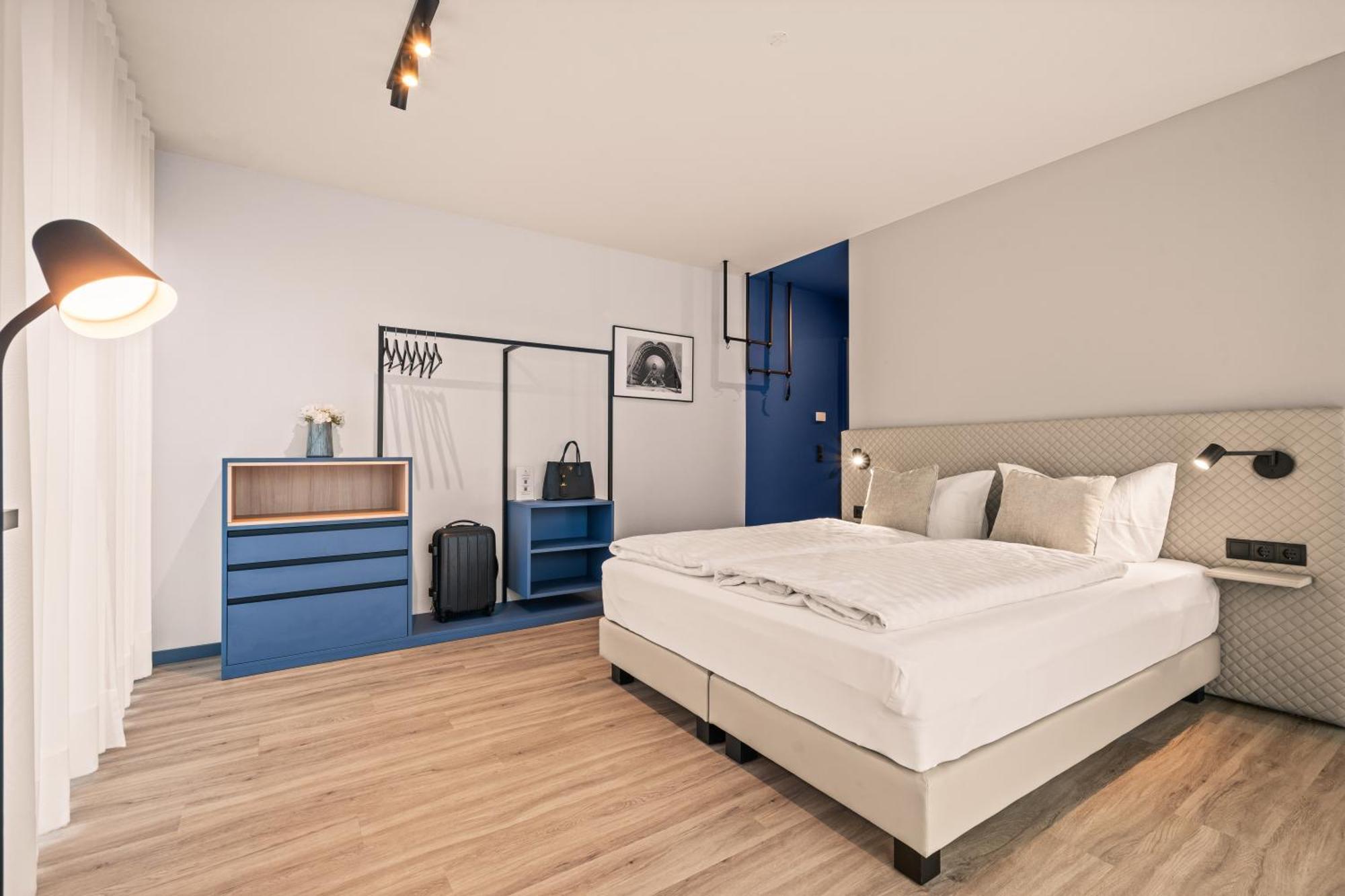 Motel42-Temporary Living Friedrichshafen Ngoại thất bức ảnh