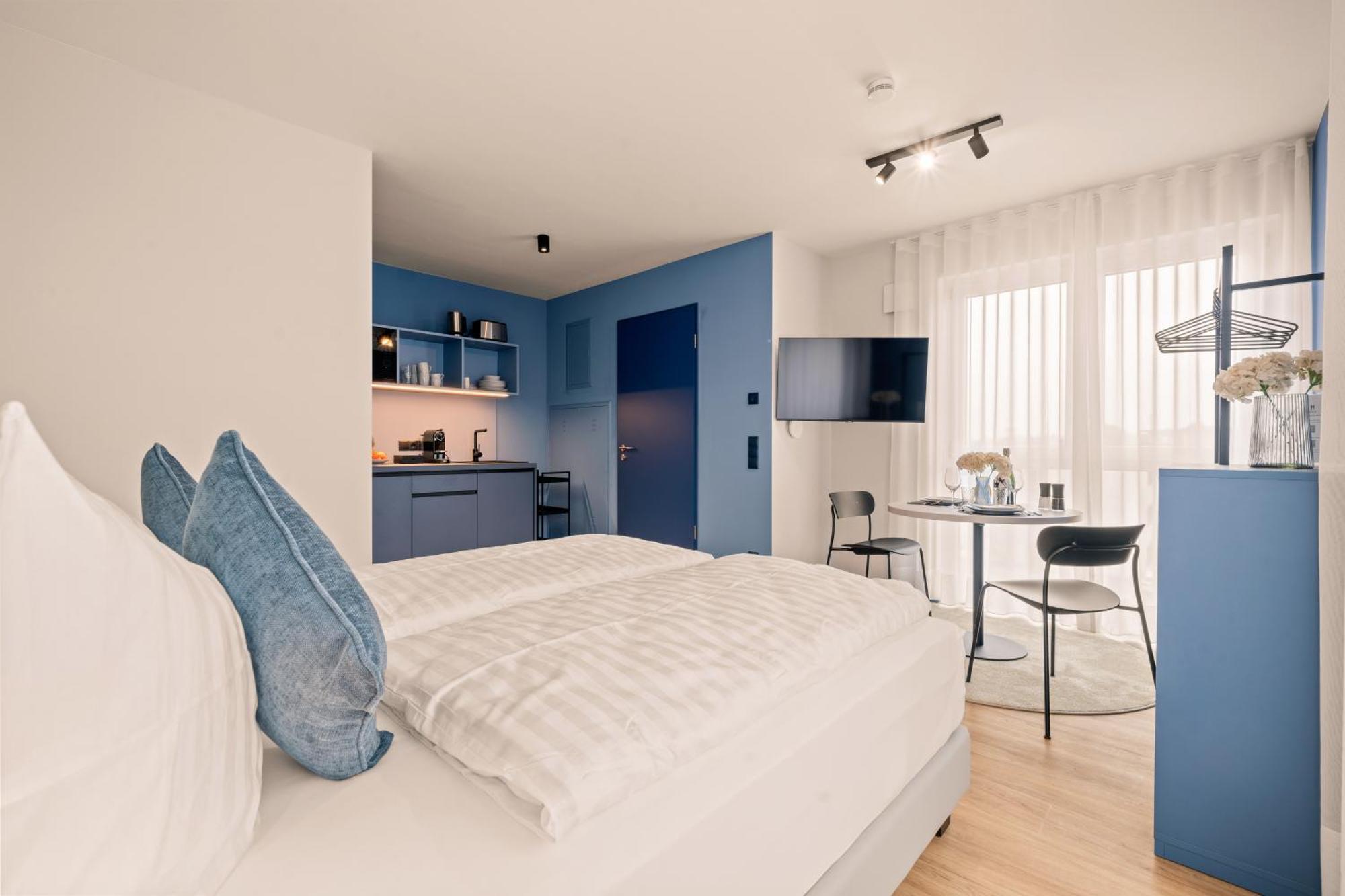 Motel42-Temporary Living Friedrichshafen Ngoại thất bức ảnh