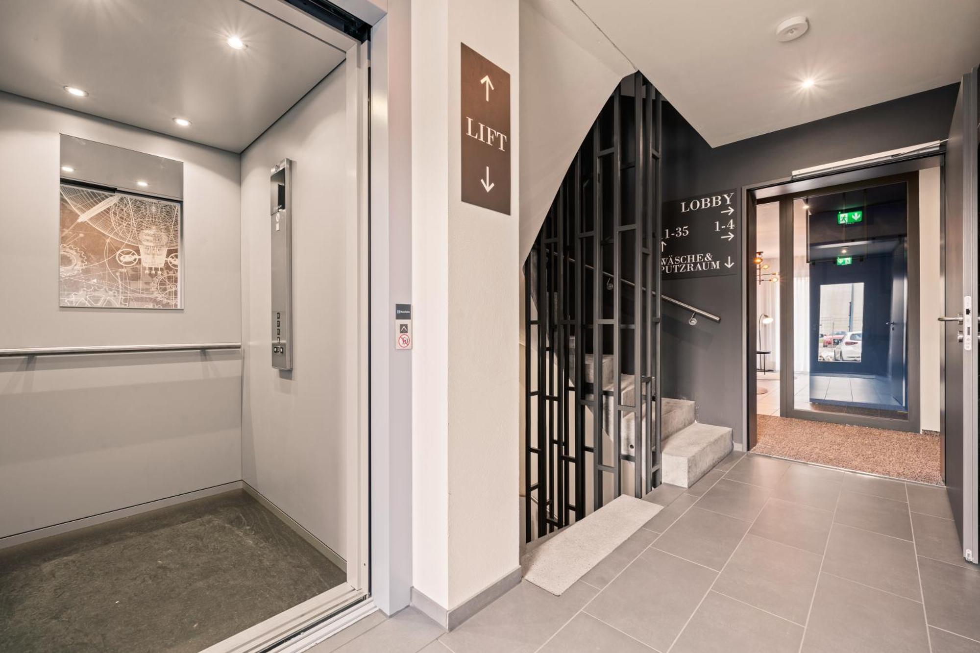Motel42-Temporary Living Friedrichshafen Ngoại thất bức ảnh