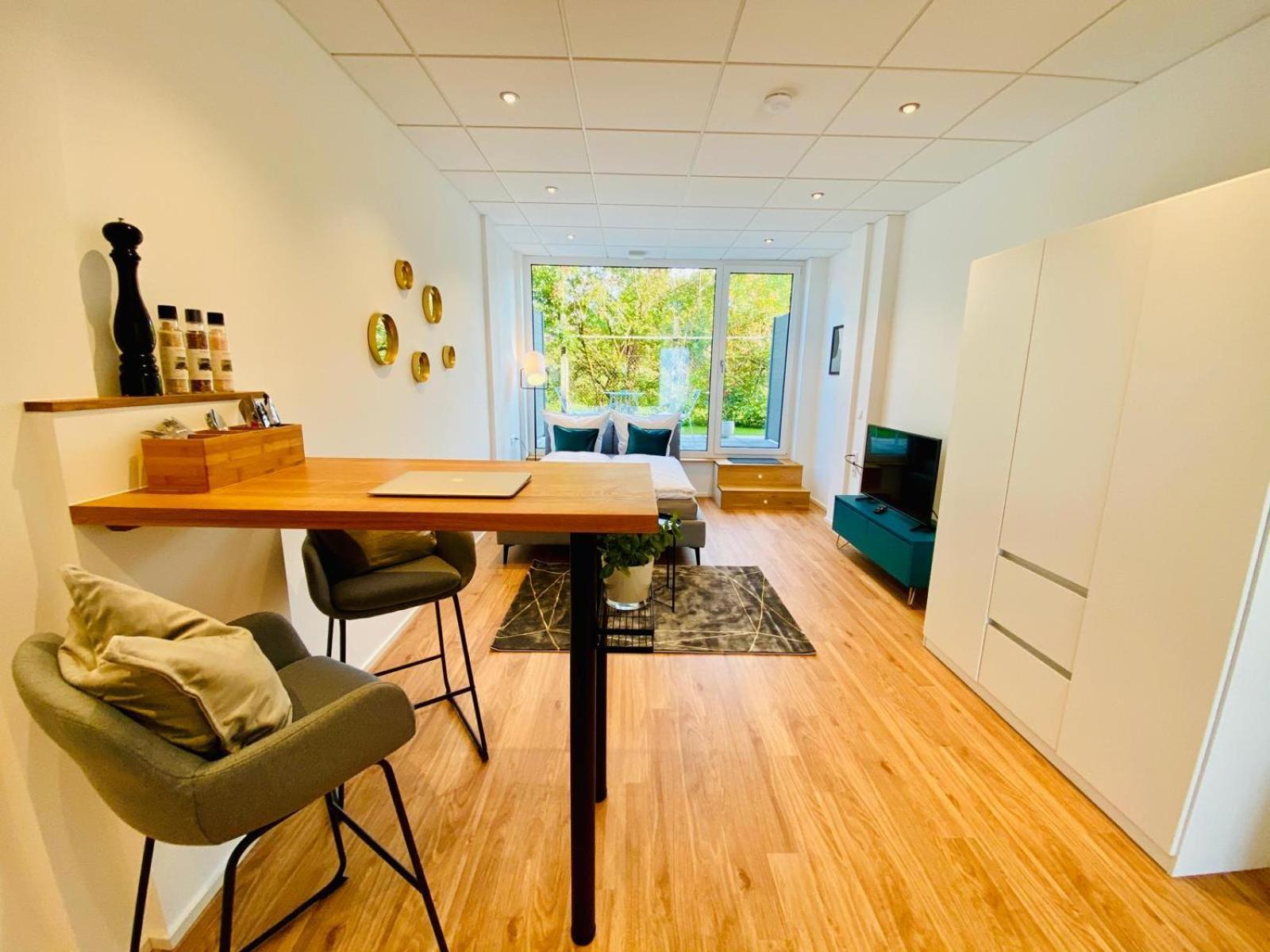 Motel42-Temporary Living Friedrichshafen Ngoại thất bức ảnh