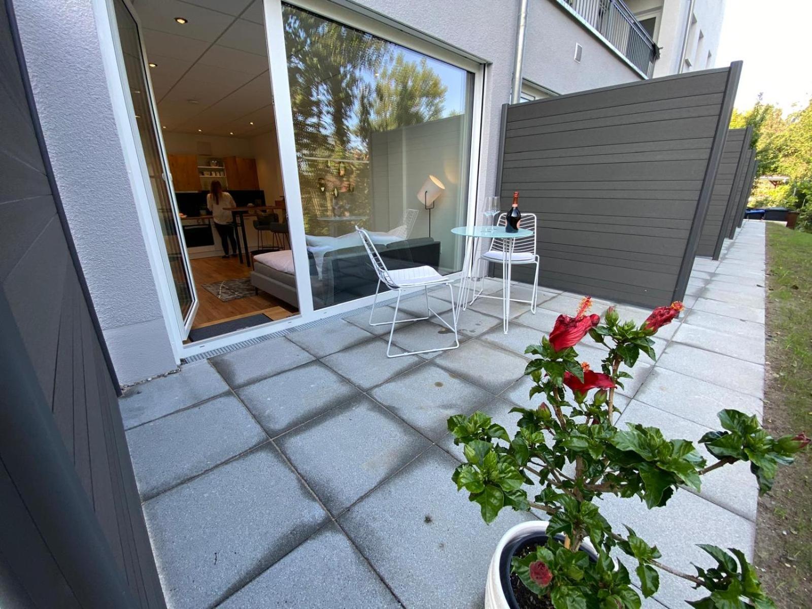 Motel42-Temporary Living Friedrichshafen Ngoại thất bức ảnh